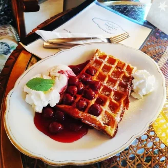 cafe-sophie-belgische-waffeln.webp